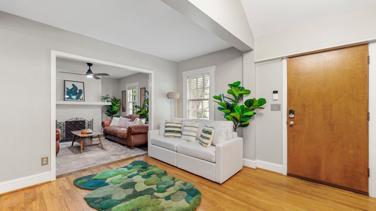 Photo of Livingroom in Oakhurst