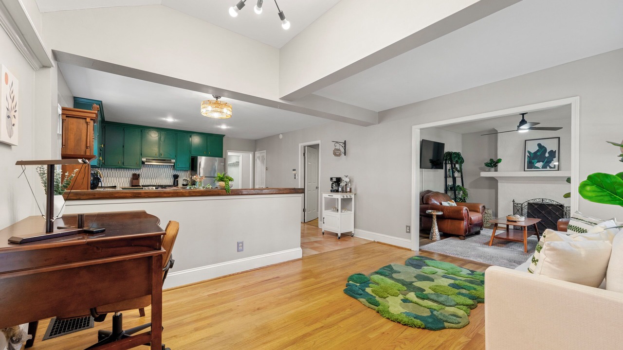 Photo of Livingroom in Oakhurst