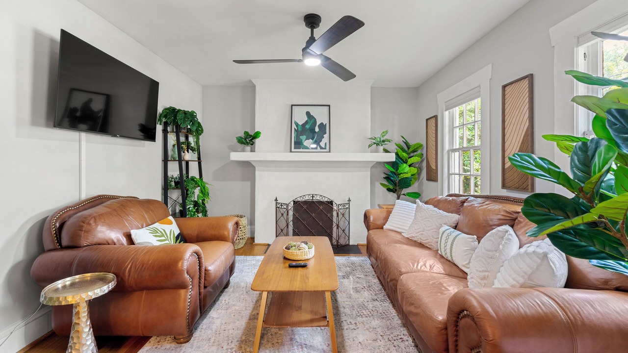 Photo of Livingroom in Oakhurst