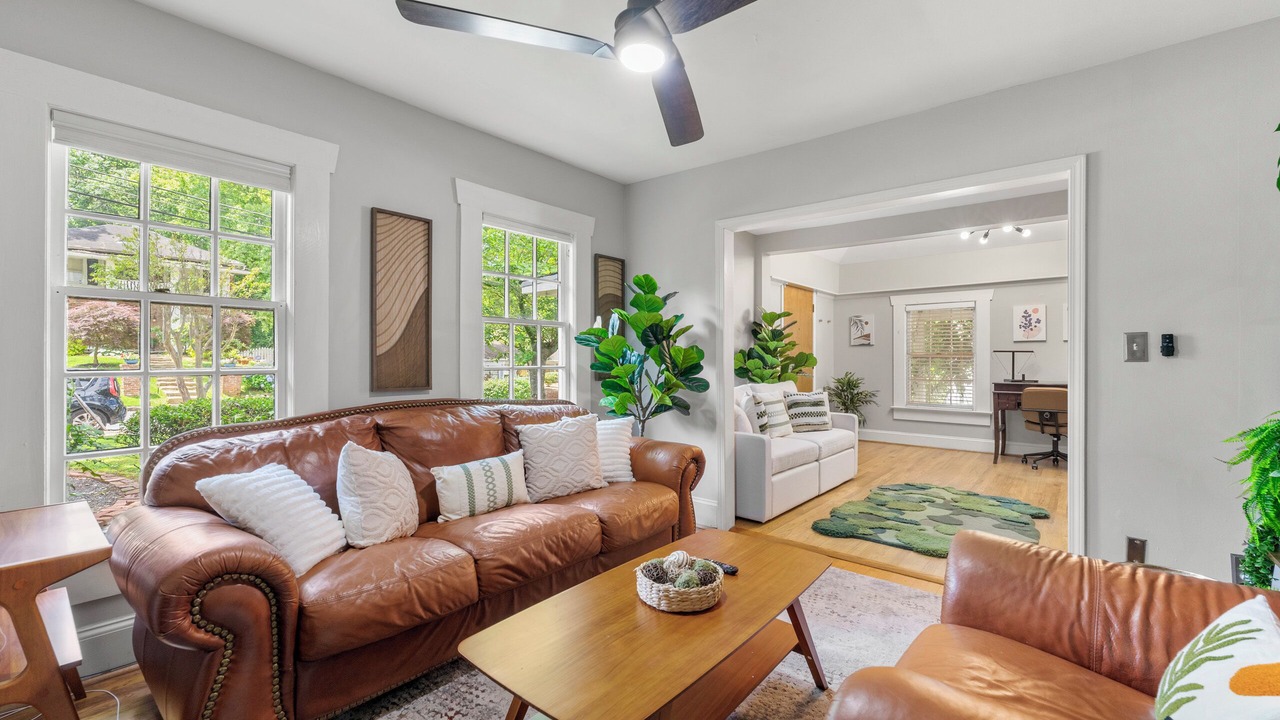 Photo of Livingroom in Oakhurst