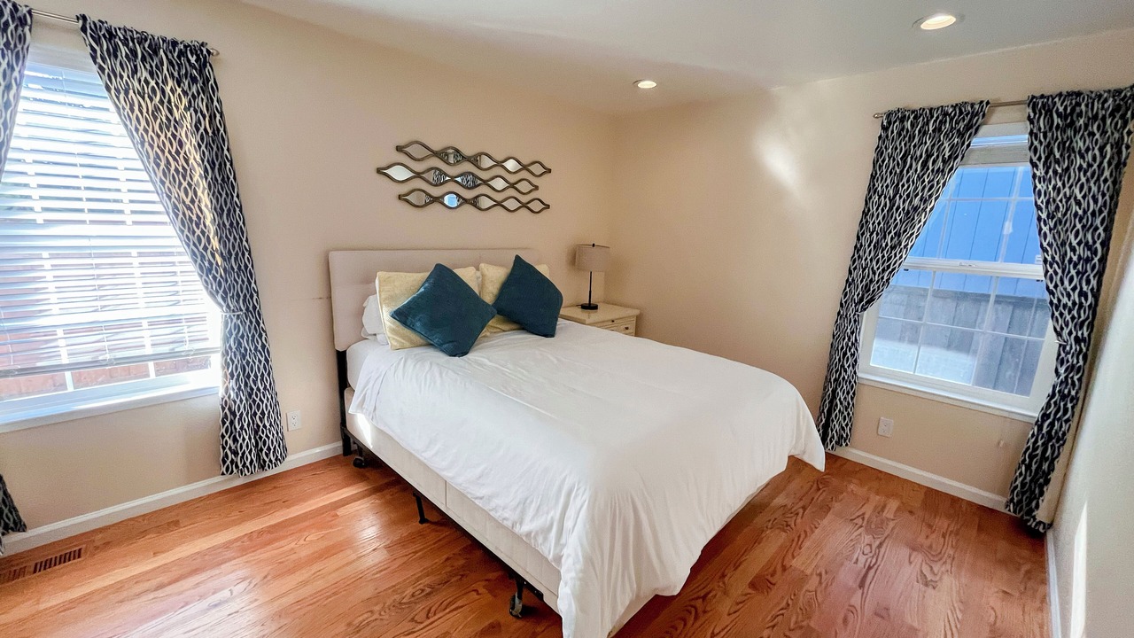 Photo of Bedroom in El Granada