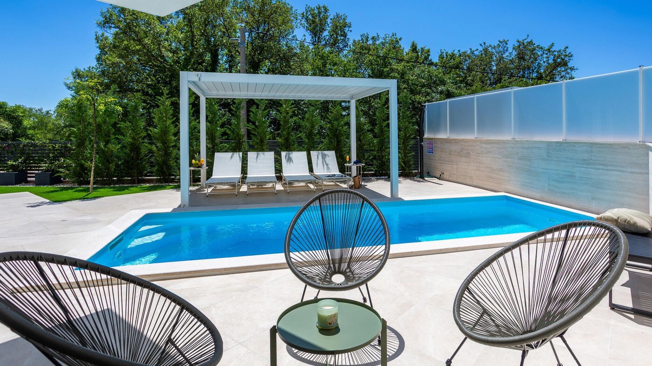 Photo of Outdoor in Linardici