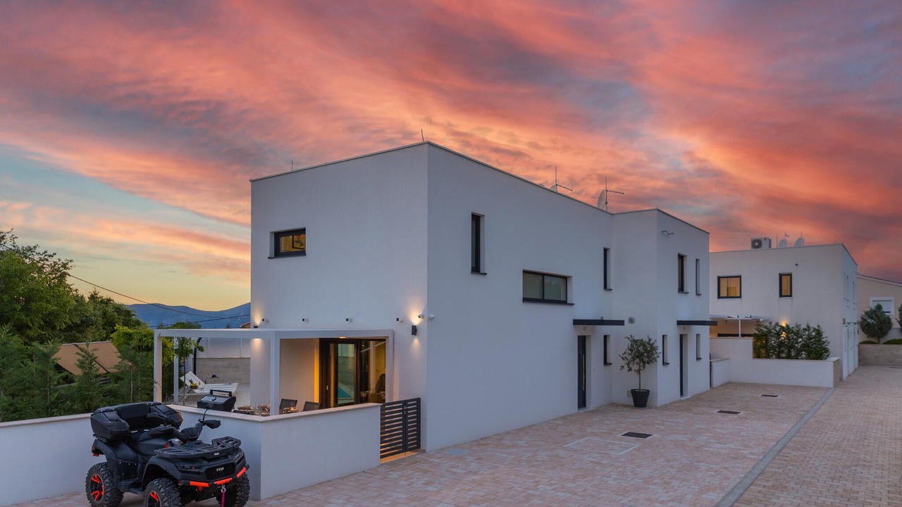 Photo of Outdoor in Linardici