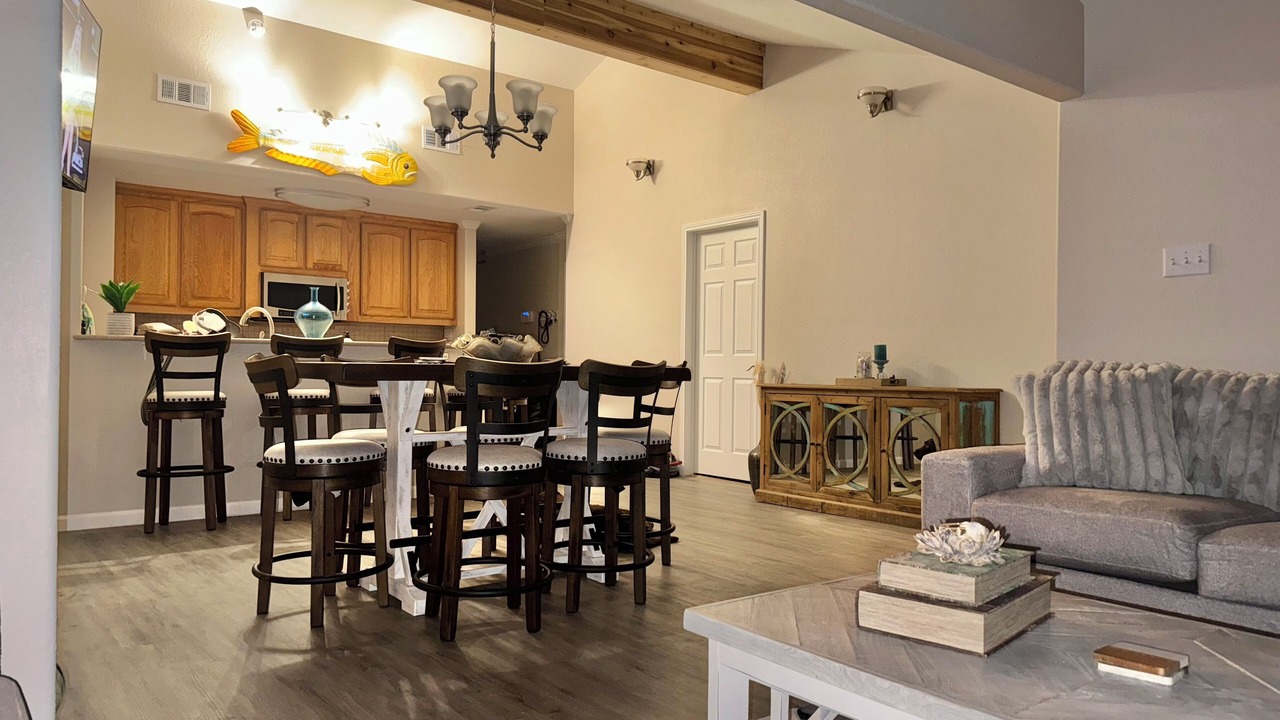 Photo of Livingroom in Flour Bluff