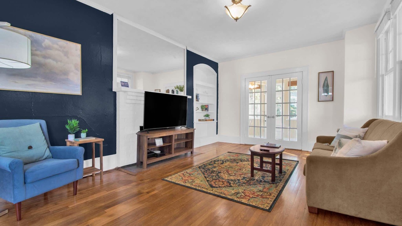 Photo of Livingroom in Terry Sanford