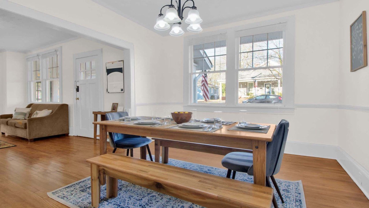 Photo of Livingroom in Terry Sanford