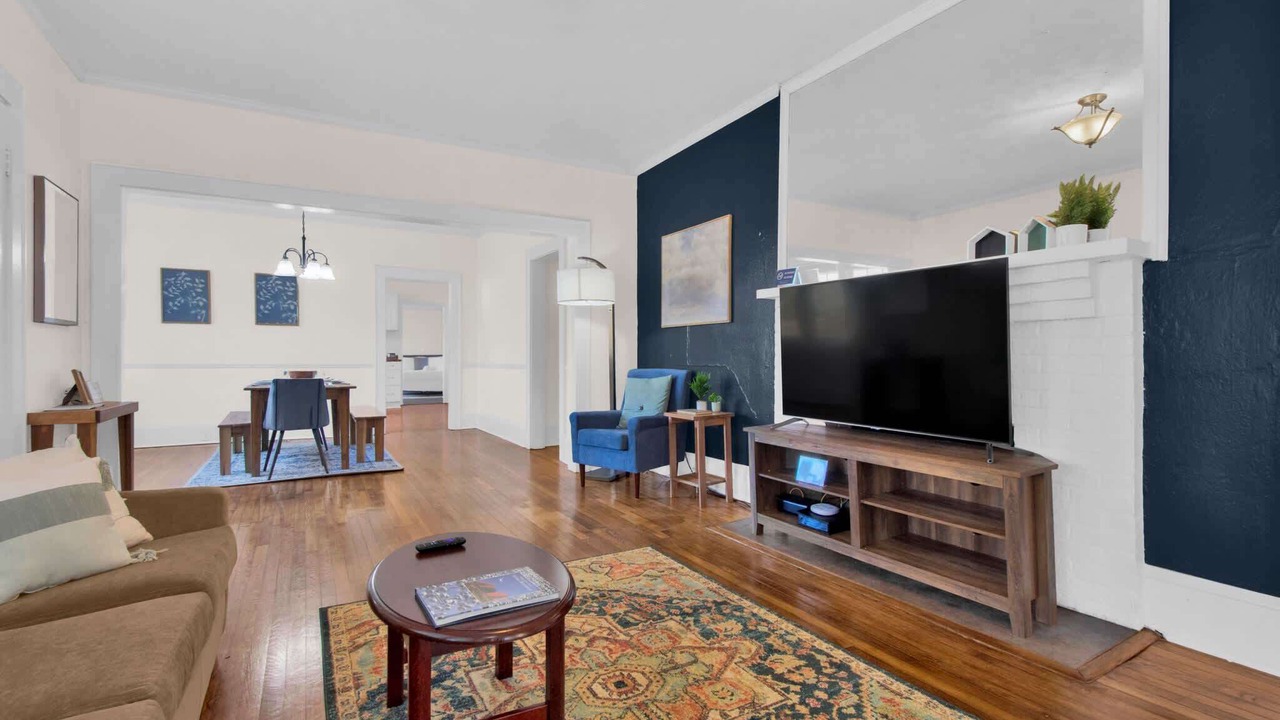 Photo of Livingroom in Terry Sanford