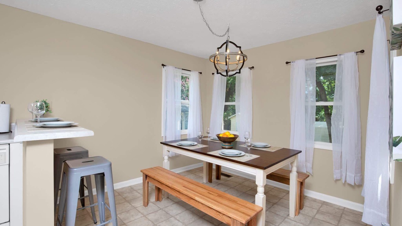 Photo of Livingroom in Terry Sanford