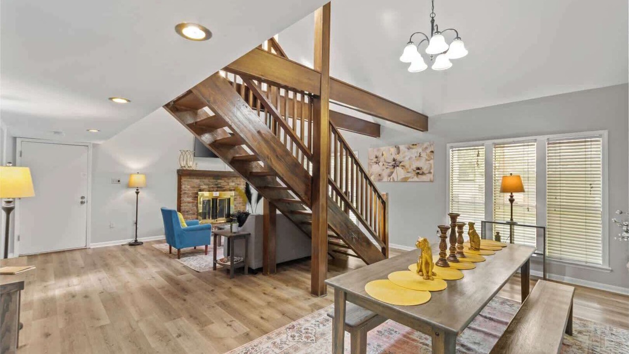 Photo of Livingroom in Highlands - Perkins