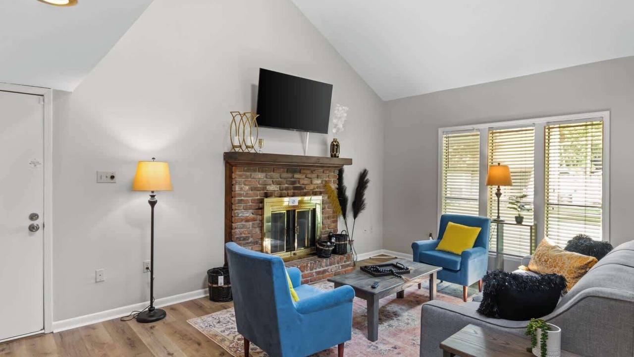Photo of Livingroom in Highlands - Perkins