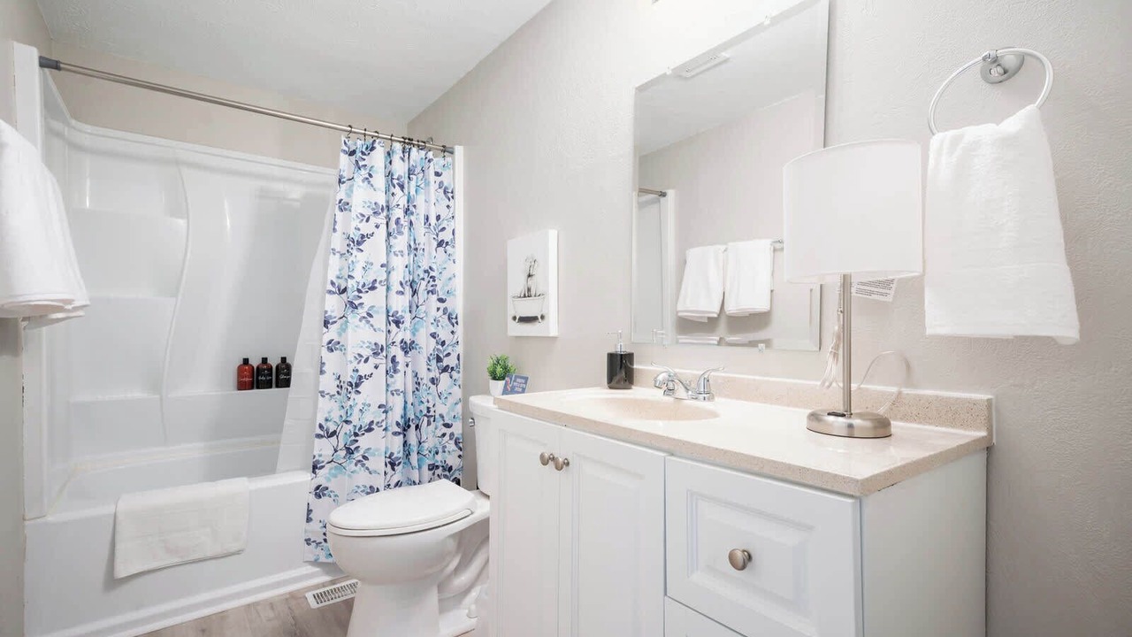 Photo of Bathroom in Wayne
