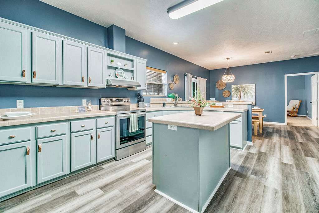 Photo of Kitchen in Ono Island