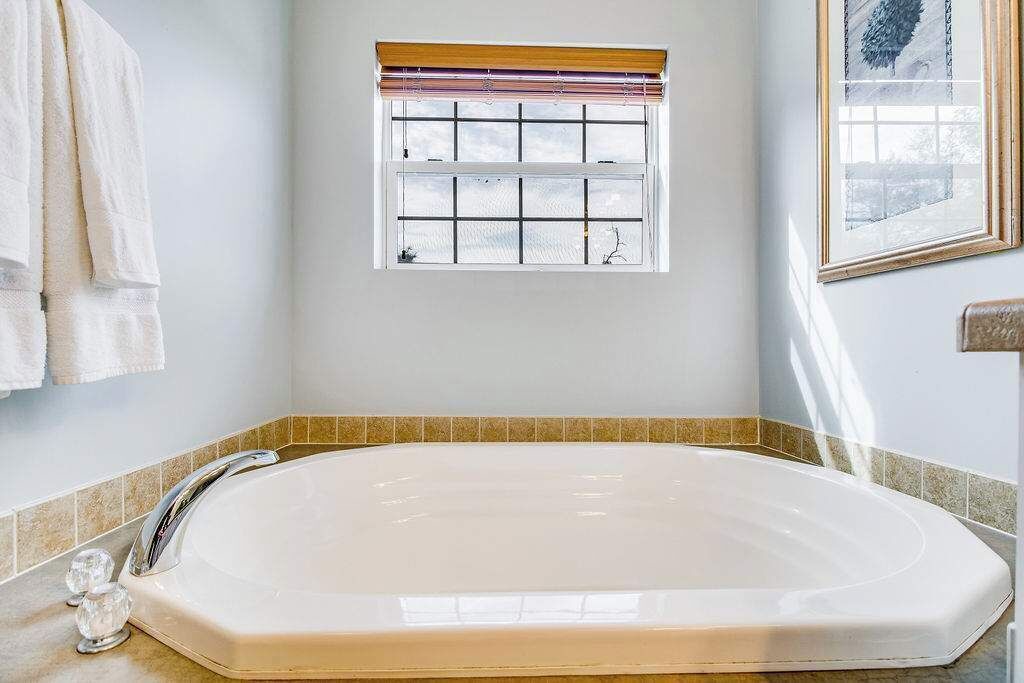 Photo of Bathroom in Ono Island