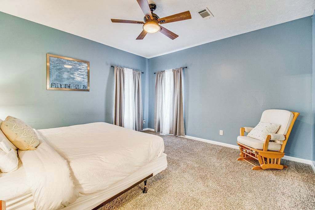 Photo of Bedroom in Ono Island