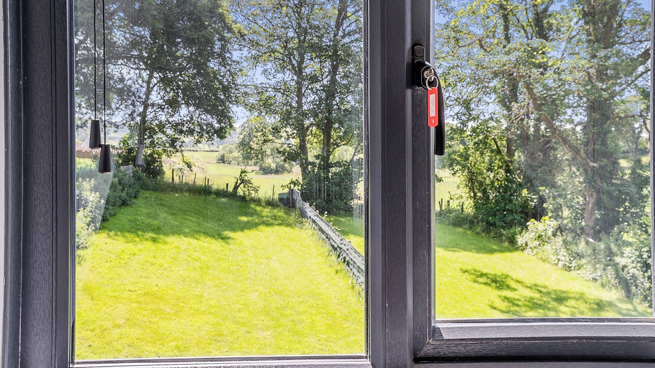 Photo of Others in Cribyn