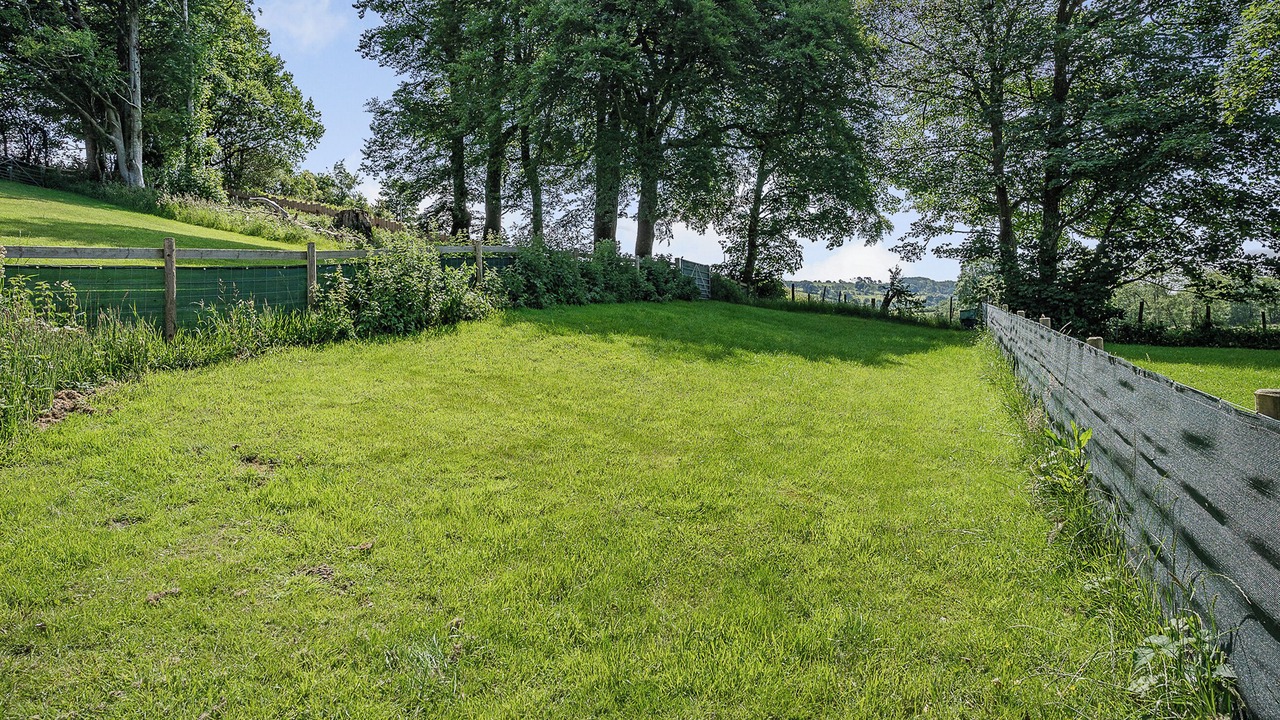 Photo of Others in Cribyn