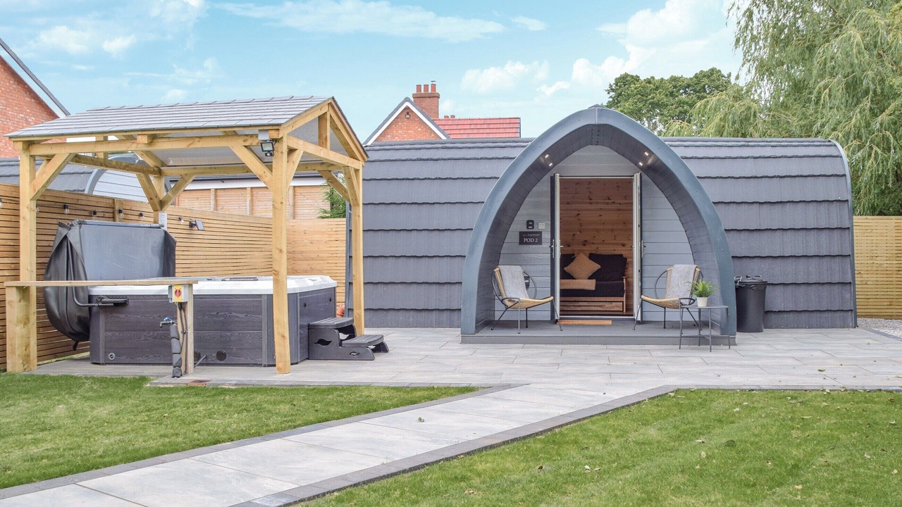 Photo of Others in Chorlton-by-Backford