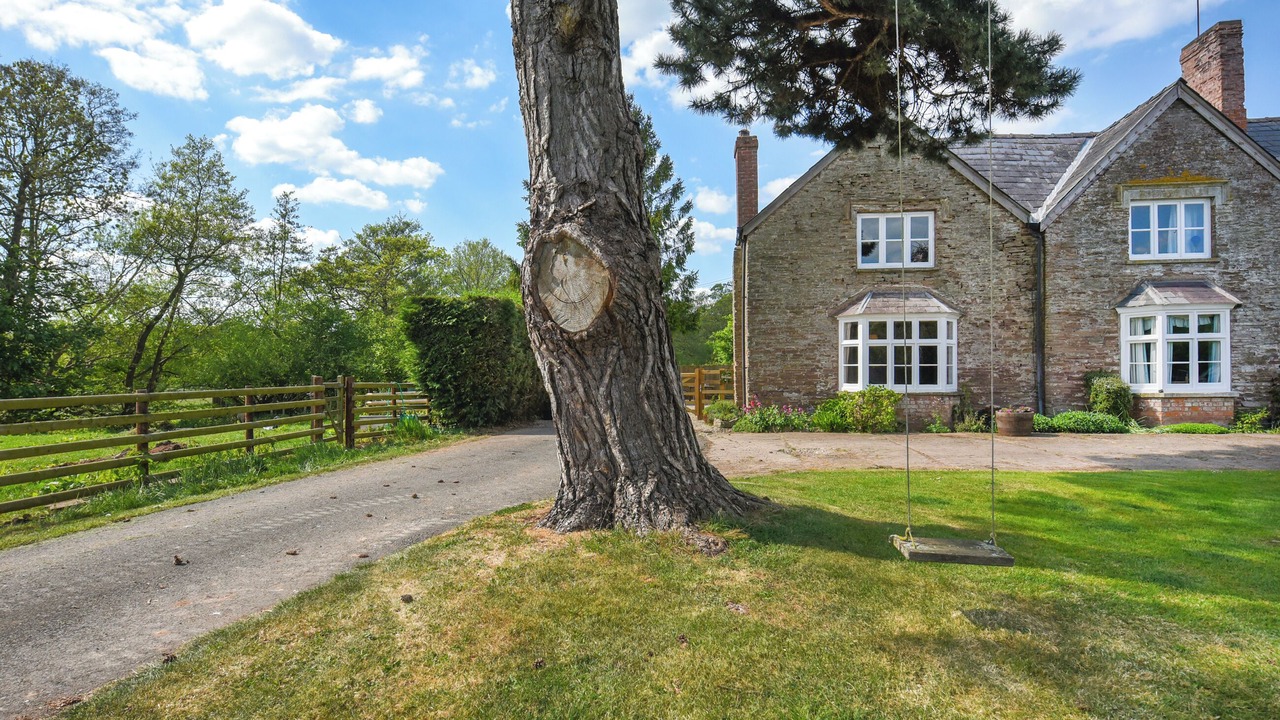 Photo of Others in Boraston