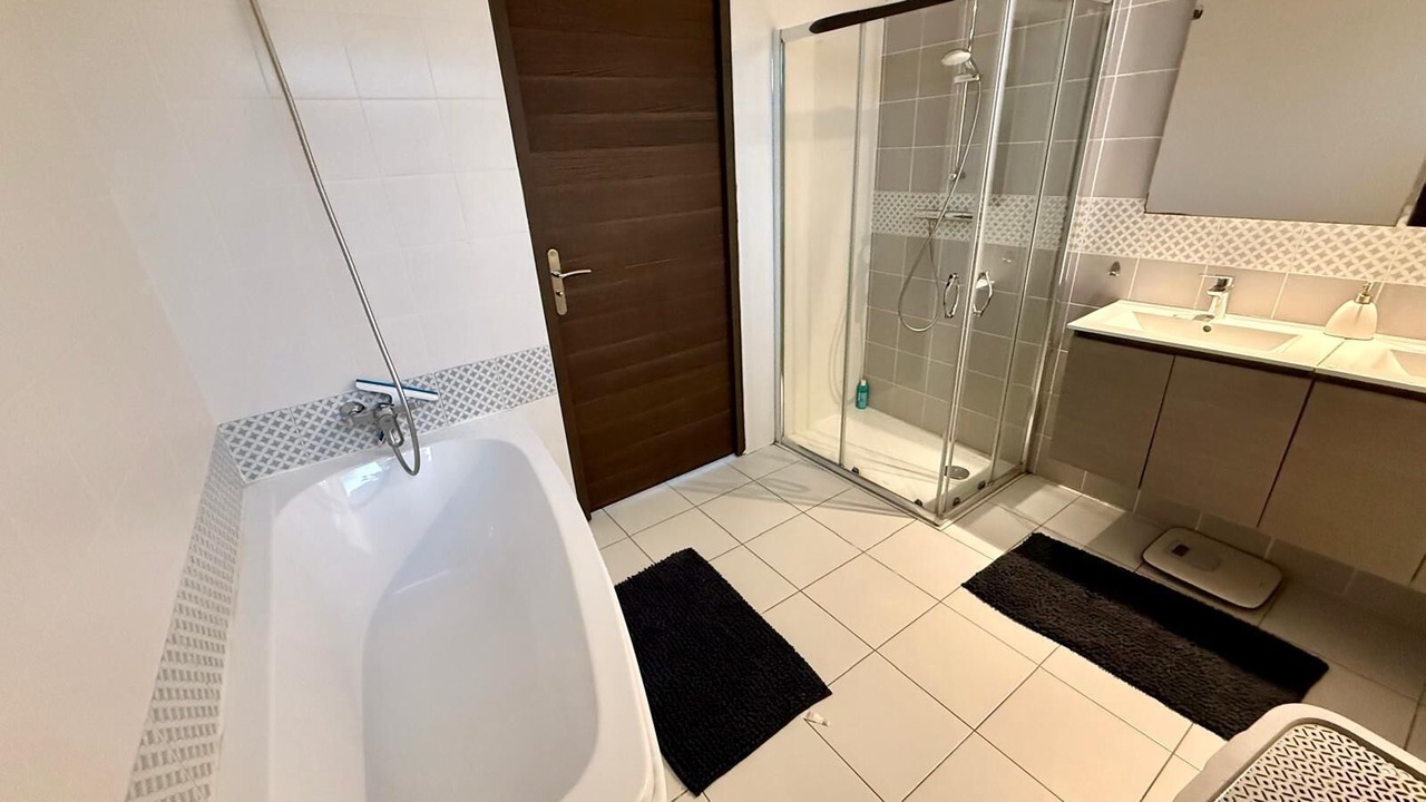 Photo of Bathroom in Deyme