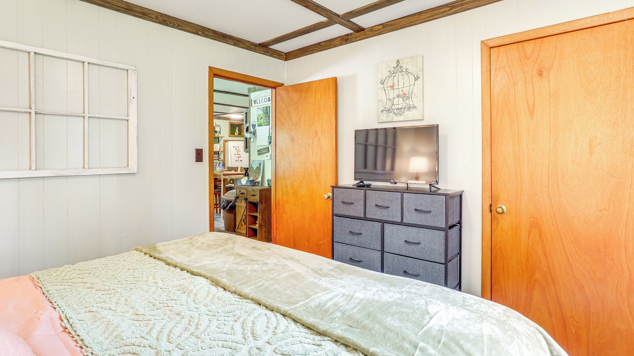 Photo of Bedroom in Hardy