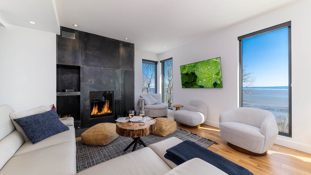 Photo of Bedroom in Petite-Riviere-Saint-Francois