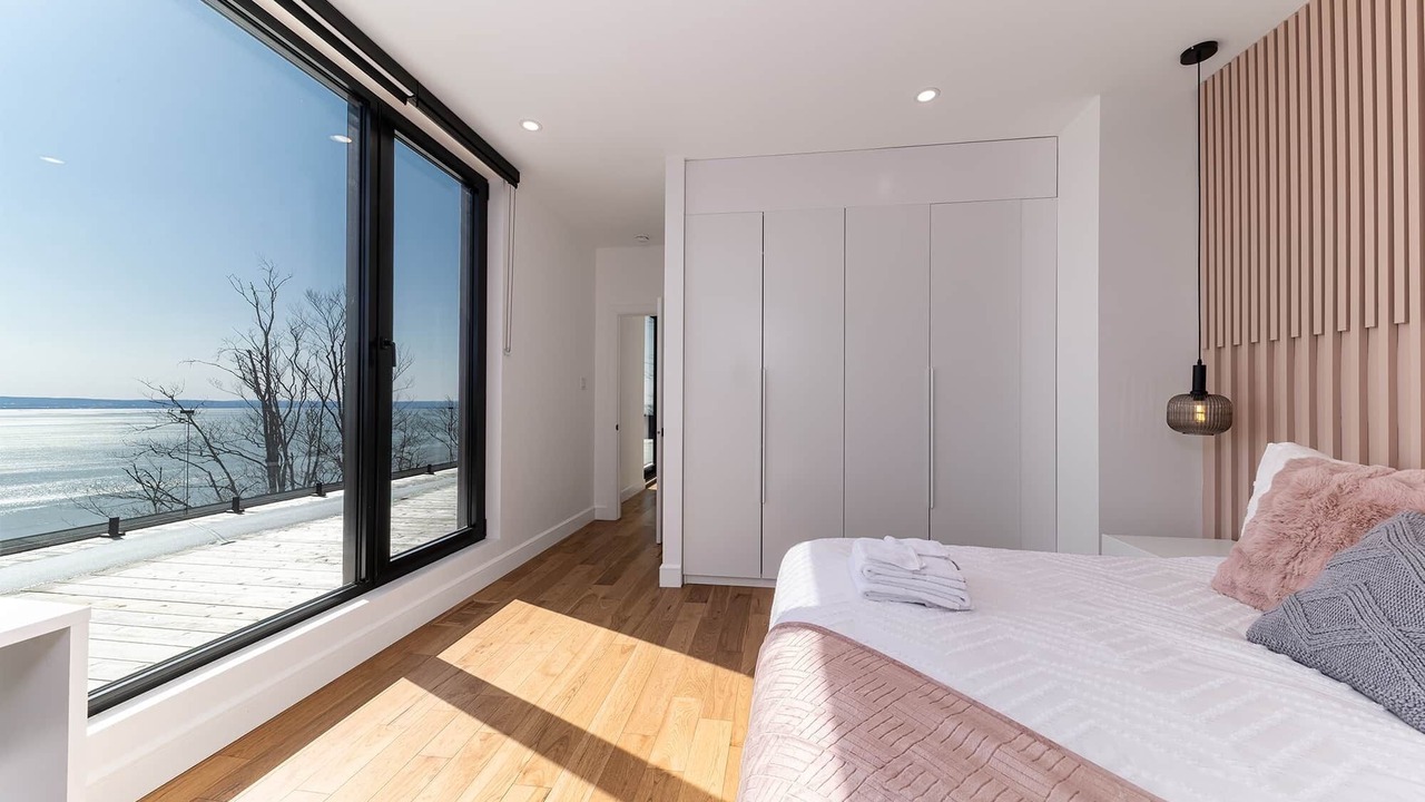 Photo of Bedroom in Petite-Riviere-Saint-Francois