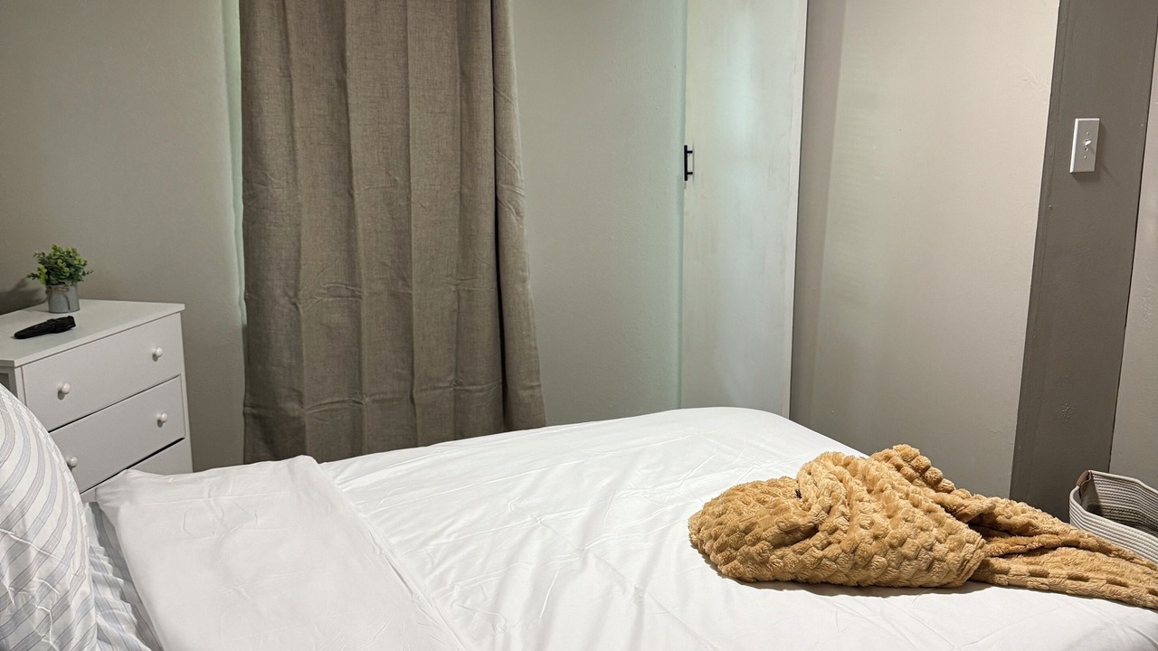 Photo of Bedroom in Plainview