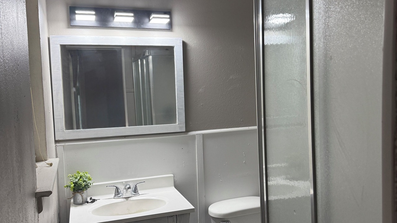 Photo of Bathroom in Plainview