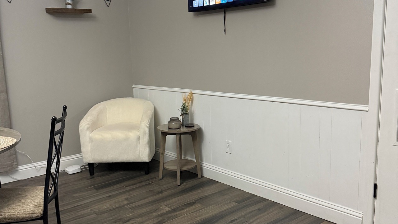 Photo of Livingroom in Plainview