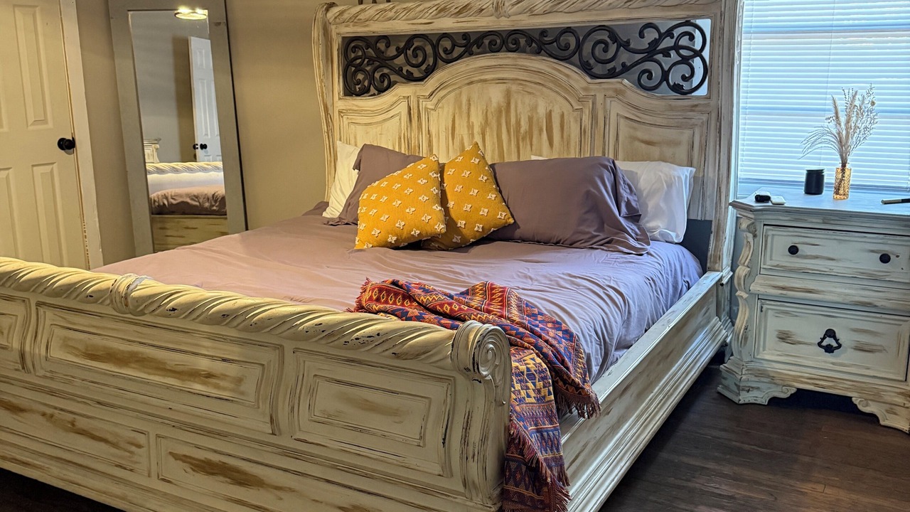 Photo of Bedroom in Plainview