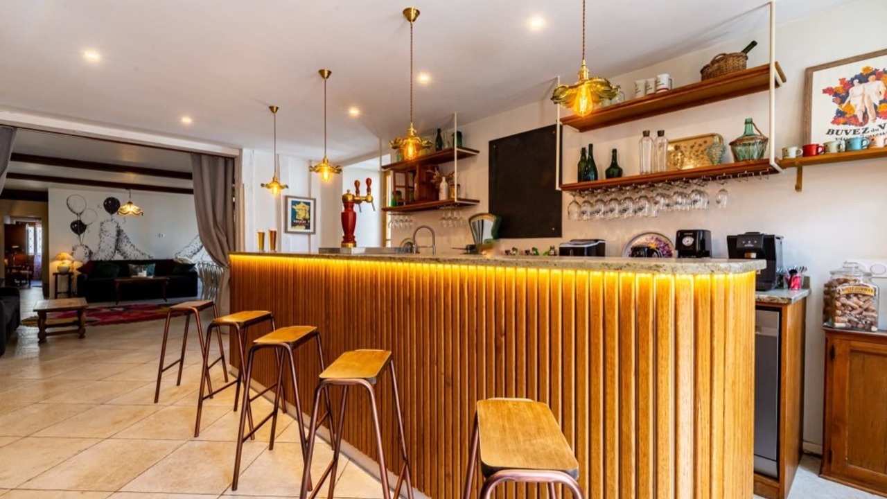 Photo of Others in Flavigny-sur-Ozerain