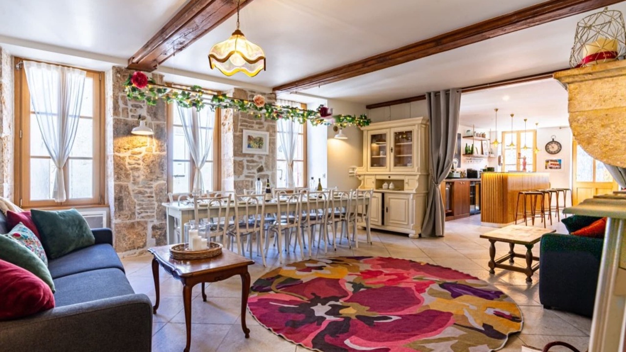 Photo of Livingroom in Flavigny-sur-Ozerain