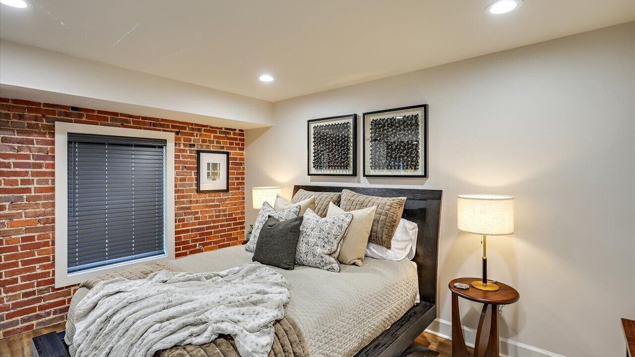 Photo of Bedroom in Downtown Jackson