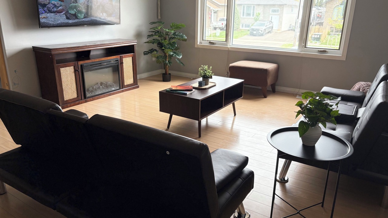 Photo of Livingroom in Thunder Bay