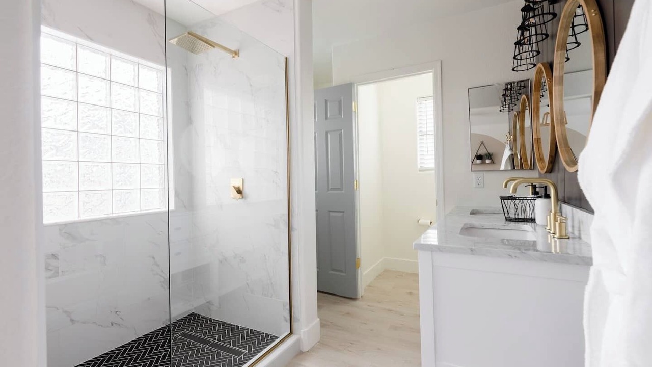 Photo of Bathroom in Villages At Queen Creek