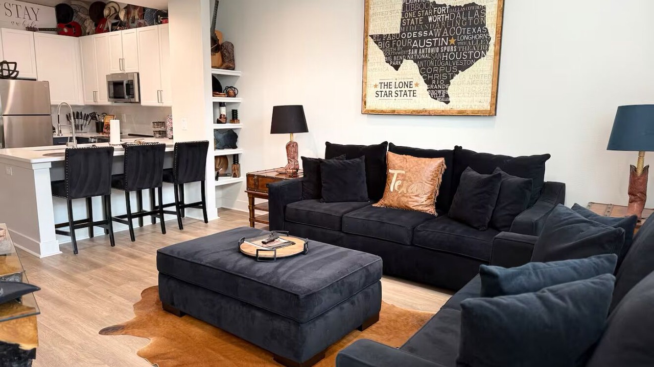 Photo of Livingroom in Deep Ellum