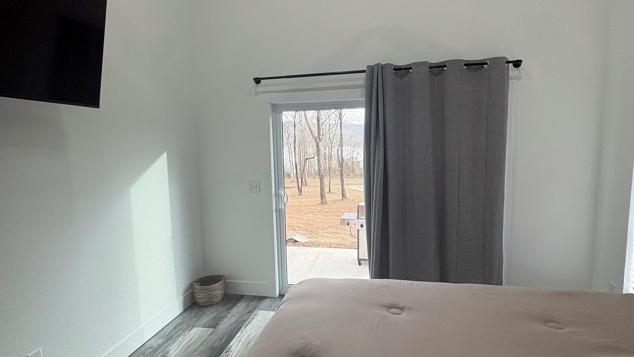 Photo of Bedroom in Clinton