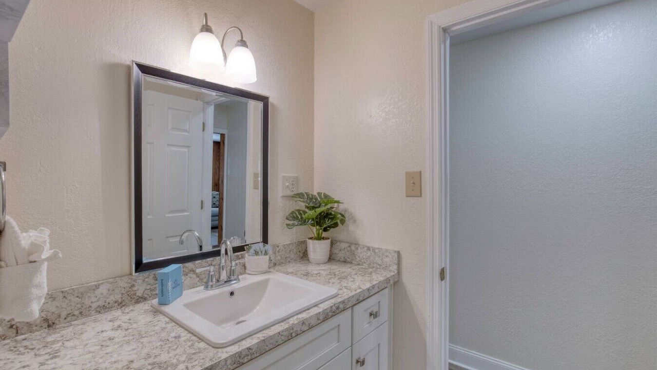 Photo of Bathroom in Astor