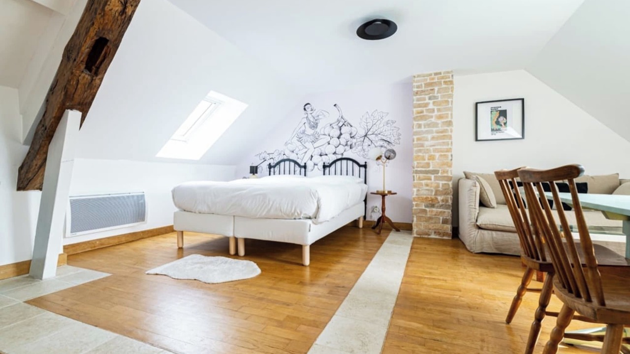 Photo of Bedroom in Flavigny-sur-Ozerain
