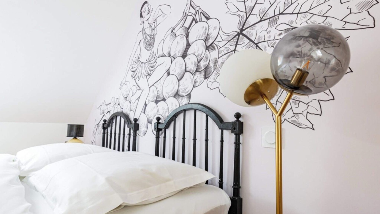 Photo of Bedroom in Flavigny-sur-Ozerain