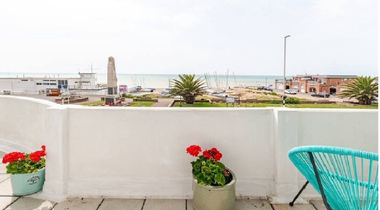 Photo of Patio Balcony in Bexhill-on-Sea