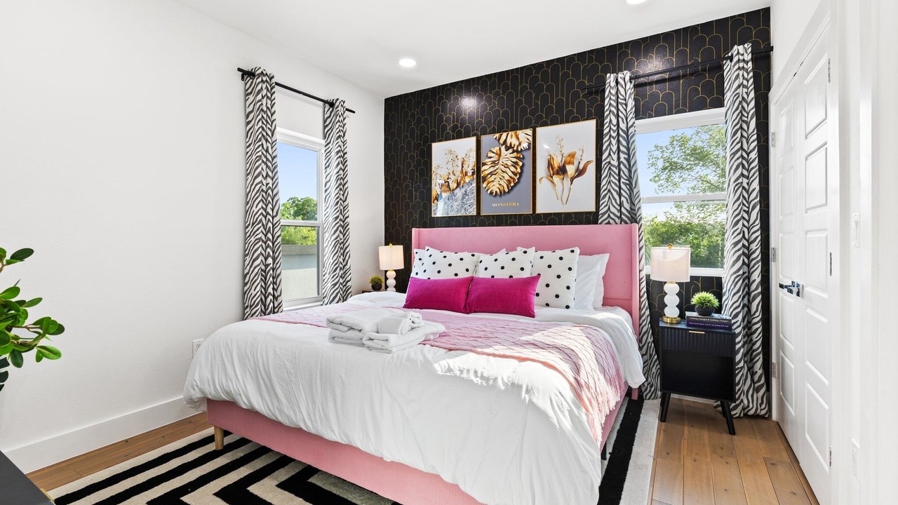 Photo of Bedroom in West Dallas