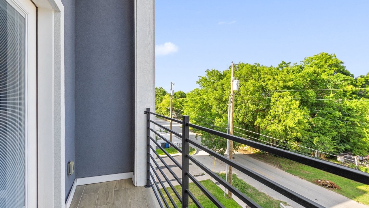 Photo of Outdoor in West Dallas