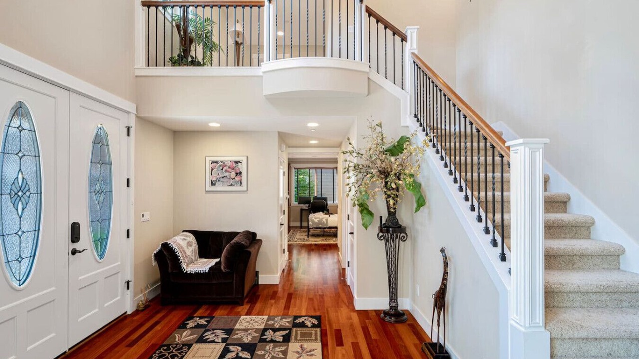 Photo of Others in Cougar Mountain