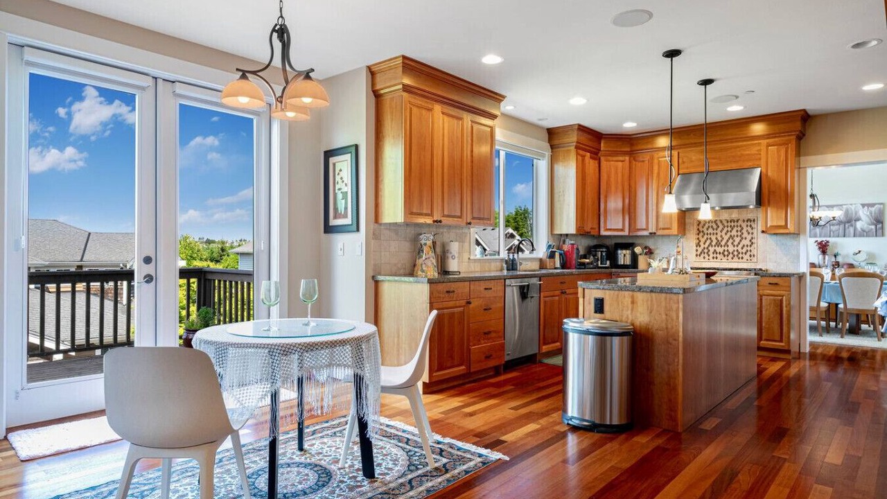 Photo of Kitchen in Cougar Mountain