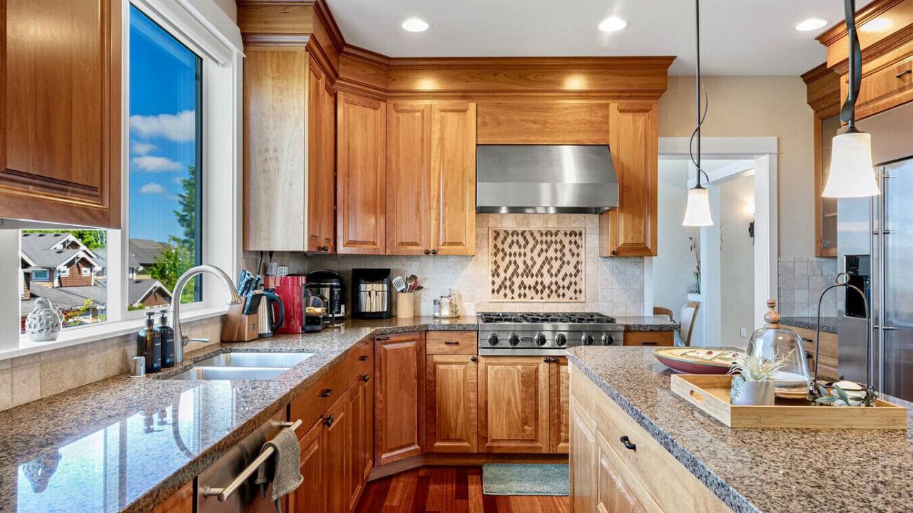 Photo of Kitchen in Cougar Mountain