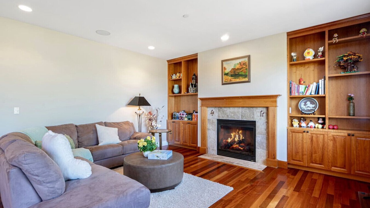 Photo of Others in Cougar Mountain