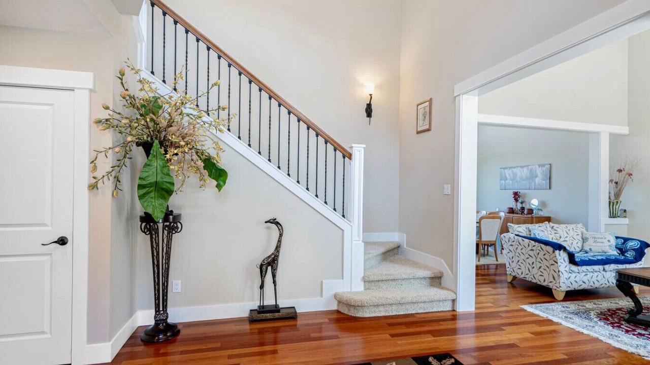 Photo of Others in Cougar Mountain