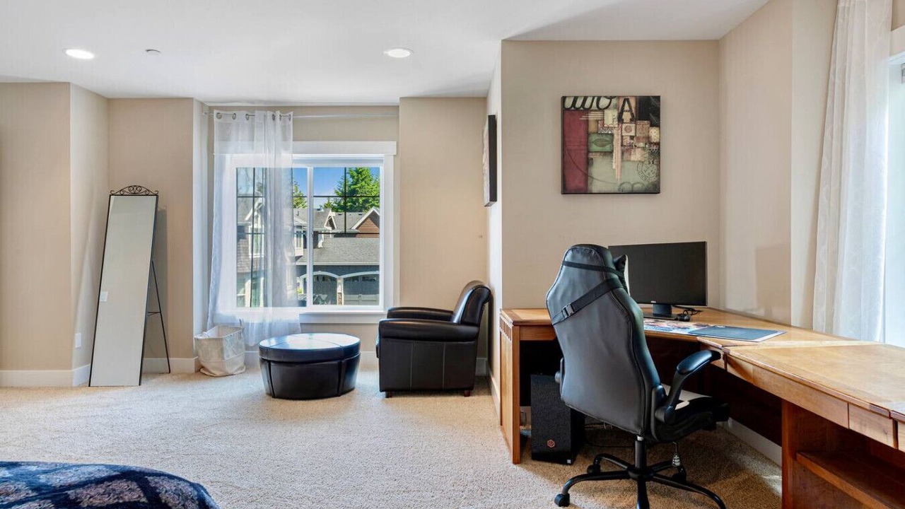 Photo of Others in Cougar Mountain