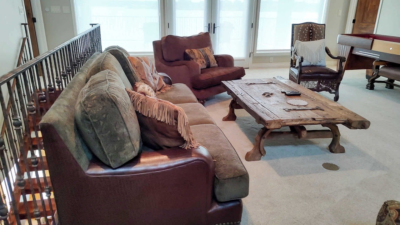 Photo of Livingroom in Granite Shoals